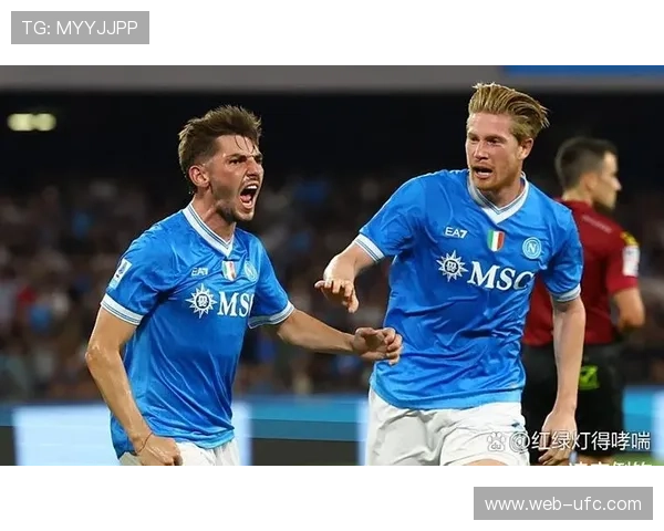 那不勒斯马拉多纳球场狂热氛围震慑客队 那不勒斯马拉多纳球场狂热氛围震慑客队