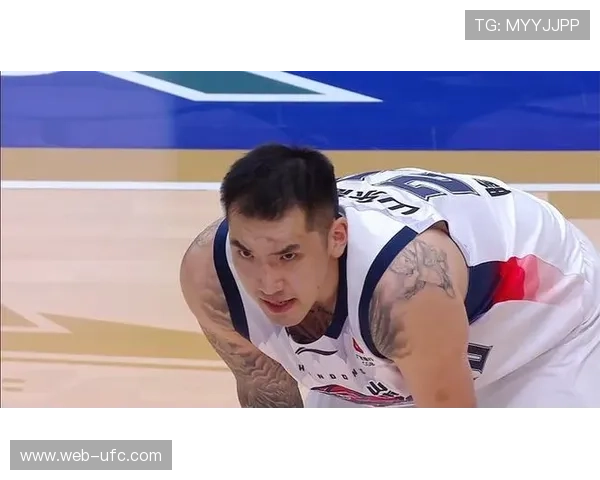 陶汉林脚踝受伤需休息，山东内线轮换受影响